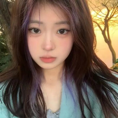 蒙娜丽莎与血月亮